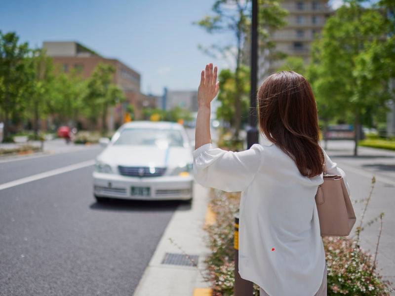 Taxi đường dài giá rẻ: Giải pháp thay thế xe khách truyền thống